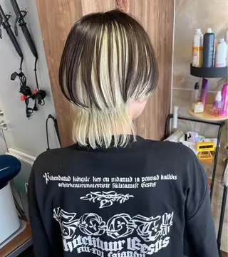 ショート カラー Lull (シェアサロンReco VIProom)所属・Lull1人美容室 バレイヤージュのヘアスタイル