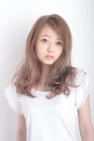 ロング カラー RESBORN所属・長岡 大偉のヘアスタイル