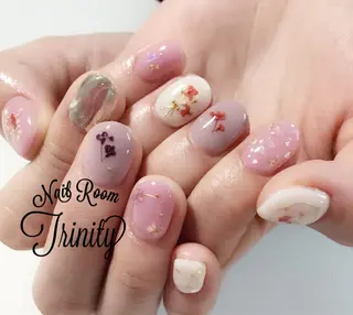 ネイル Trinity staffのネイルデザイン