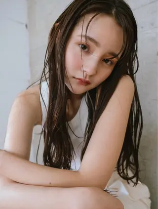 ロング 透明感カラー🫧 CHIHIROのヘアスタイル