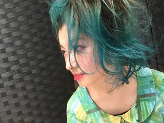 ミディアム カラー graxi'    グラシー所属・ブリーチ/ハイトーン SERINAのヘアスタイル