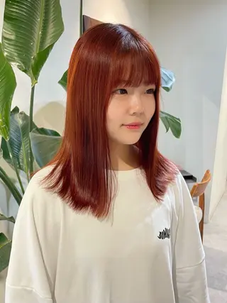 セミロング カラー 若月 あやかのヘアスタイル