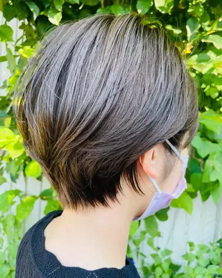 ショート カラー 池田 梨乃のヘアスタイル
