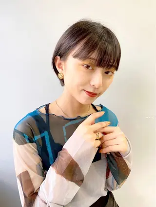 ショート レイヤー×ツヤカラー 渋谷/kougaのヘアスタイル