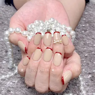 ネイル 玲央 YOYOのネイルデザイン