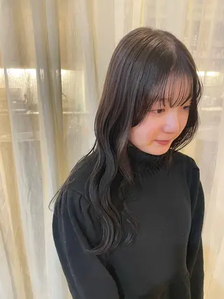 カラー niuniu所属・萩原 見咲のヘアスタイル