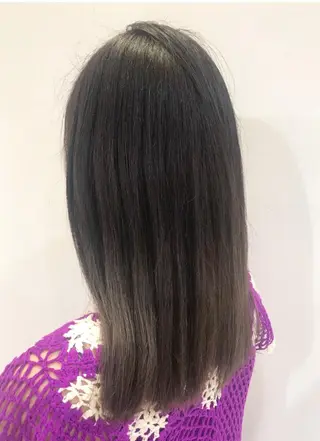 ミディアム カラー 透明感・艶カラー/ 坂田友梨奈のヘアスタイル