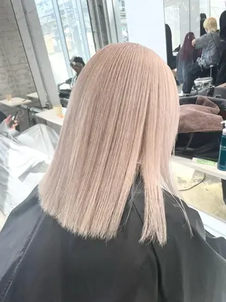 ミディアム カラー ザクザクレイヤー 🍀/ブリーチ/小田のヘアスタイル