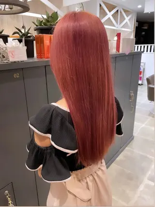 ロング カラー 細沼 葵のヘアスタイル