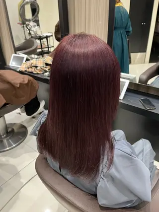ミディアム 安坂 雪音のヘアスタイル