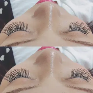 マツエク・マツパ 佐藤 花帆のヘアスタイル