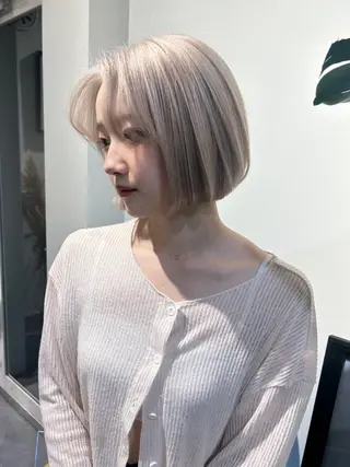 ミディアム カラー 若月 あやかのヘアスタイル