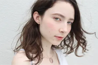 ミディアム カラー パーマ ヘアアレンジ メンズ キッズ ネイル マツエク・マツパ アイブロウ 髪質改善🇰🇷 レイヤーカット/梅田のヘアスタイル