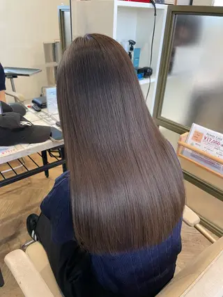 ロング Plus lib 伊東 美咲のヘアスタイル