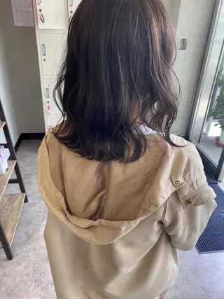 ミディアム カラー 🕶️佐藤 海李🐏のヘアスタイル