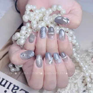 ネイル 玲央 YOYOのネイルデザイン