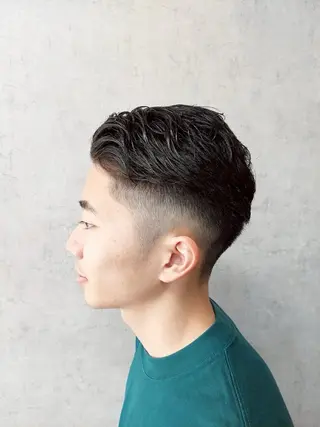 カラー メンズ メンズ特化美容師丸山 雷世のヘアスタイル