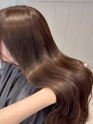 カラー uuna♱/ユウナ 🫧艶髪💛のヘアスタイル