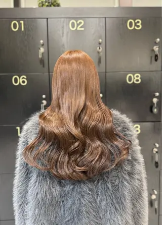 ロング 伊藤 柚奈のヘアスタイル