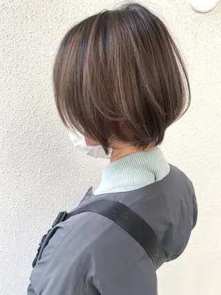 ショート PLUG hairdesignのヘアスタイル