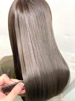 ロング カラー ヘアアレンジ 🎨カラー満足度 500%💫ヅル💫のヘアスタイル