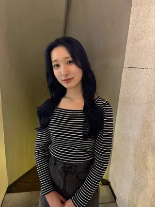 ロング カラー SEAM所属・詩音 ／札幌美容師のヘアスタイル