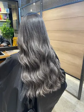 ロング カラー youres hair 髪質改善トリートメント&ヘッドスパ  新宿三丁目店【ユアーズヘア】所属・🦋透明感カラー 👑NODOKA🦋のヘアスタイル