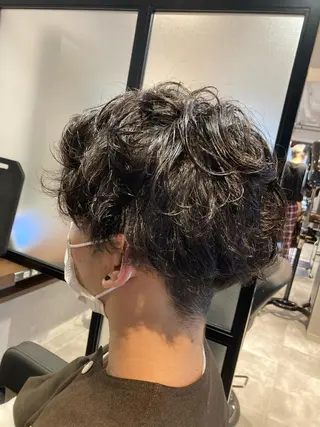 ショート パーマ メンズ 宮下 弦也のヘアスタイル