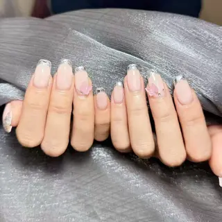 ネイル yu ri 🌹のネイルデザイン