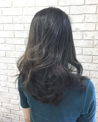 セミロング カラー boutique misakiのヘアスタイル