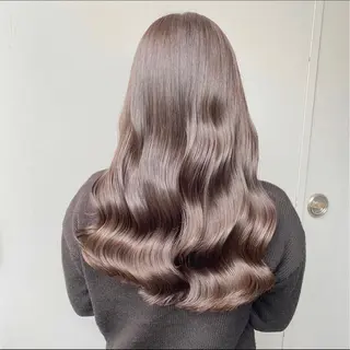 ロング カラー ヘアアレンジ 【公式】横浜 THREE🤎🕯️のヘアスタイル