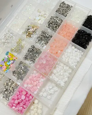 ネイル Floria ユイのネイルデザイン