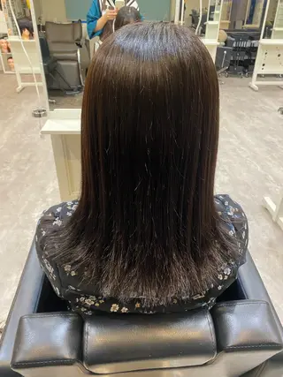 ミディアム カラー あいさ🤍ムラ無しカ ラー🤍のヘアスタイル