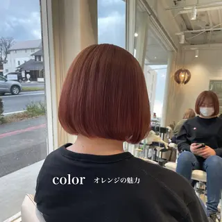 ミディアム カラー 峯崎 葵のヘアスタイル