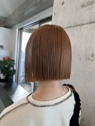 ショート cinq PROJECT所属・ミルクティーベージュ /三村克彦のヘアスタイル