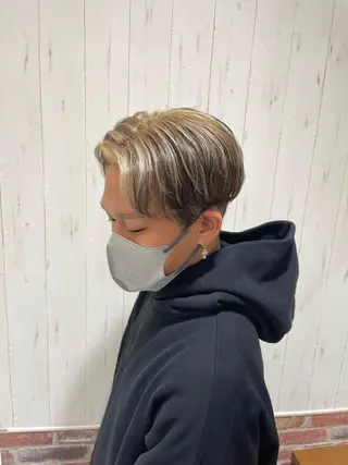 ショート カラー メンズ 中嶋 紘夢のヘアスタイル