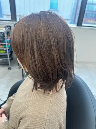 ミディアム KUWAO MOEのヘアスタイル