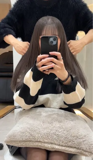 ロング 🩶レイヤー/艶髪/ 顔周り/韓国風/輝士のヘアスタイル