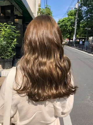 ロング カラー 國次 夕貴のヘアスタイル