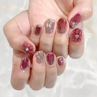 ネイル Kanon 🤍のネイルデザイン