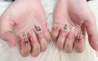 ネイル Liora nail所属・Liora （リオラ)のネイルデザイン