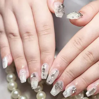 ネイル DIAMOND 💅のネイルデザイン
