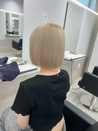 ショート maya レイヤーカットのヘアスタイル