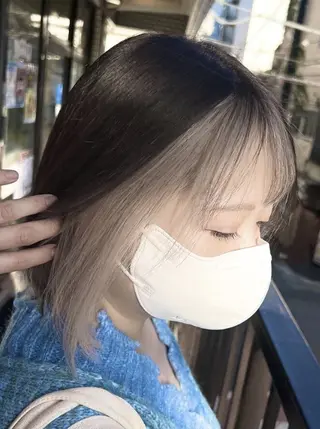 ミディアム カラー ヘアアレンジ キッズ 西口徒歩20秒　寒色 カラーミディアムヘアのヘアスタイル
