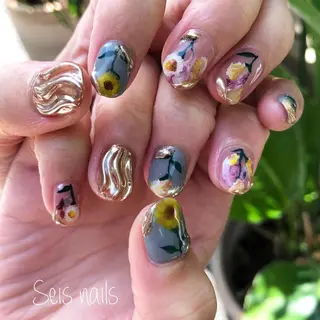 ネイル Seis Shihoのネイルデザイン