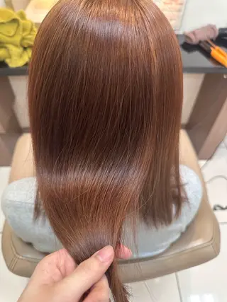 カラー 吉田 愛子のヘアスタイル