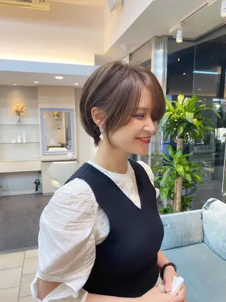 ショート レイヤー/ショート カット/服部タカノリのヘアスタイル