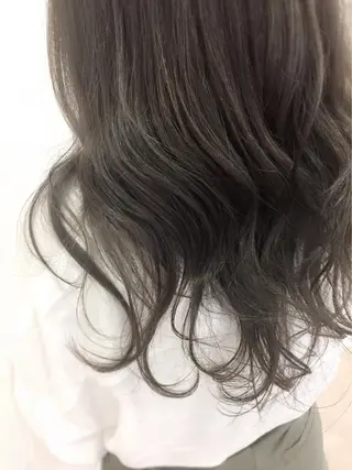 セミロング カラー 中村 卓也のヘアスタイル