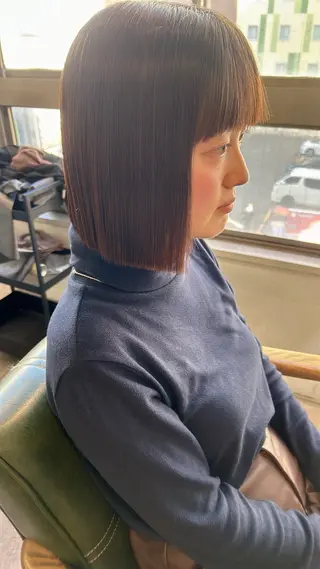 ミディアム Yo ／ ulu.のヘアスタイル