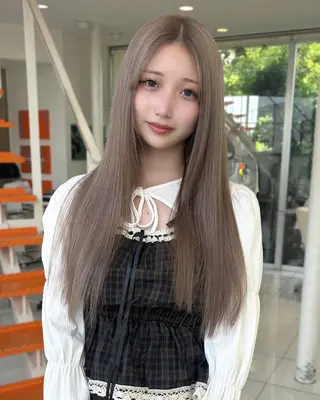 ロング カラー 盛れる韓国ヘア🩰/ 透明感カラー/華のヘアスタイル